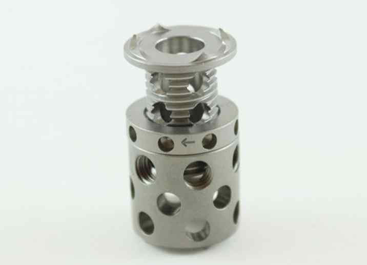 Cervical Torokolomber Expandable Korpektomi Cage